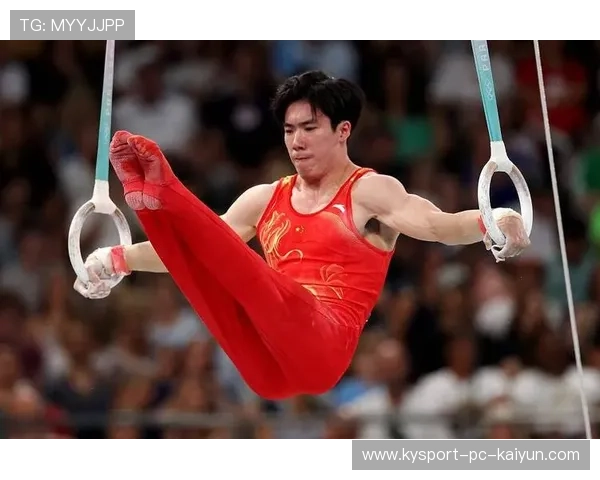 体操男神罕见失误,从单杠坠落瞬间全网揪心 体操男神罕见失误,从单杠坠落瞬间全网揪心