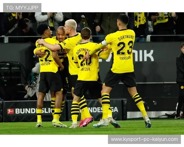 德甲多特外围变向频繁,进攻链条不断完善 德甲多特外围变向频繁,进攻链条不断完善